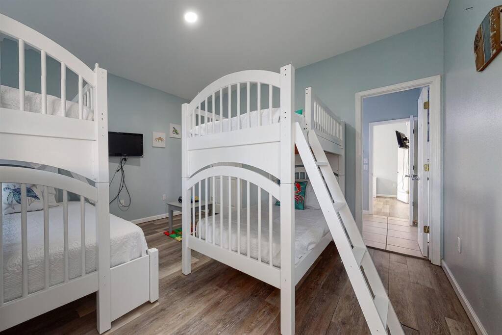 Eye-Catching Property W/ Picturesque Coastal Views Gulf Shores Dış mekan fotoğraf