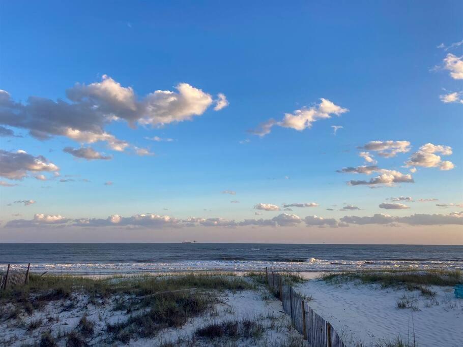 Eye-Catching Property W/ Picturesque Coastal Views Gulf Shores Dış mekan fotoğraf